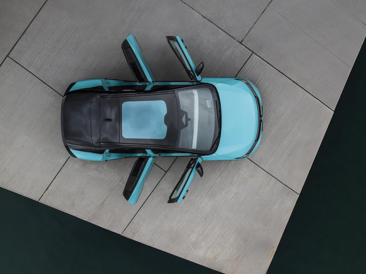 All-new Nissan LEAF Hits the Road